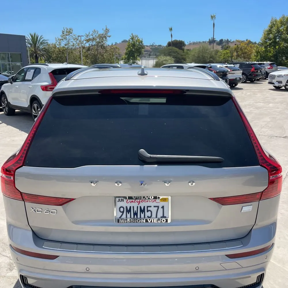 2024 Volvo XC60 T8 - Plus PHEV