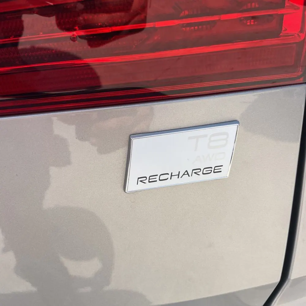 2024 Volvo XC60 T8 - Plus PHEV