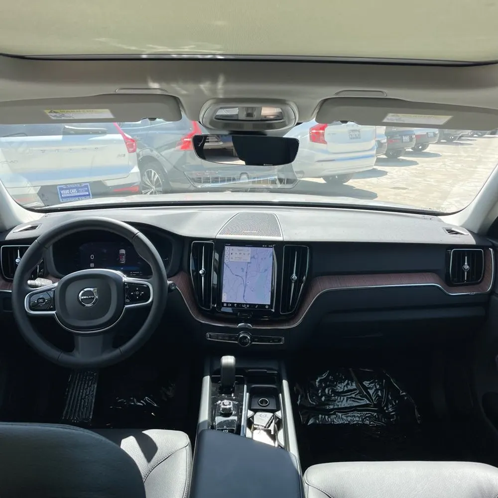 2024 Volvo XC60 T8 - Plus PHEV