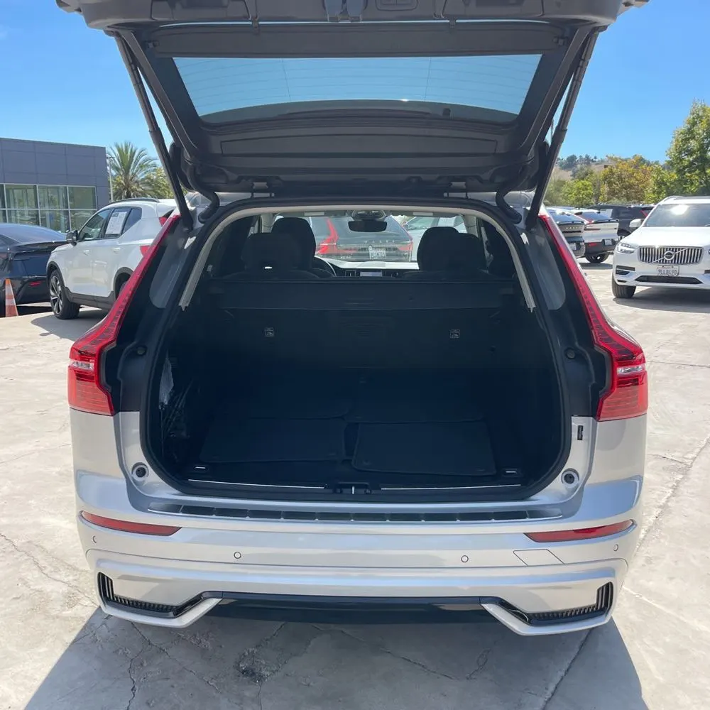 2024 Volvo XC60 T8 - Plus PHEV