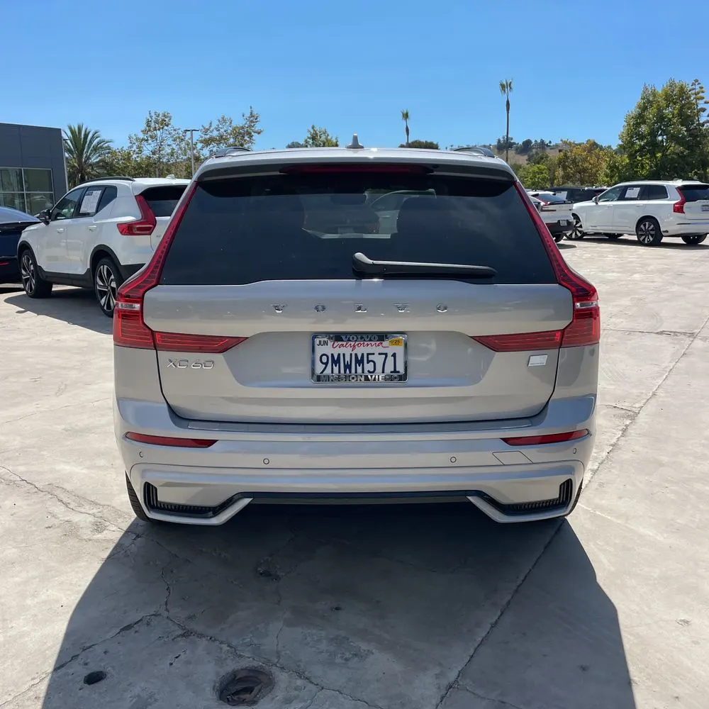2024 Volvo XC60 T8 - Plus PHEV