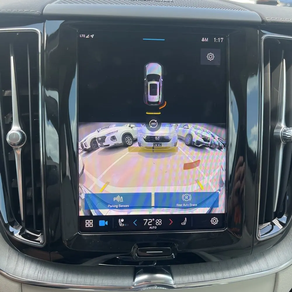 2024 Volvo XC60 T8 - Ultimate PHEV