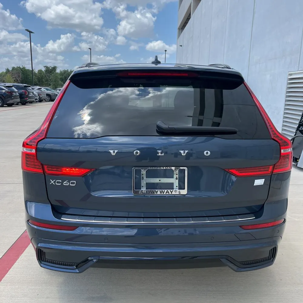 2024 Volvo XC60 T8 - Ultimate PHEV