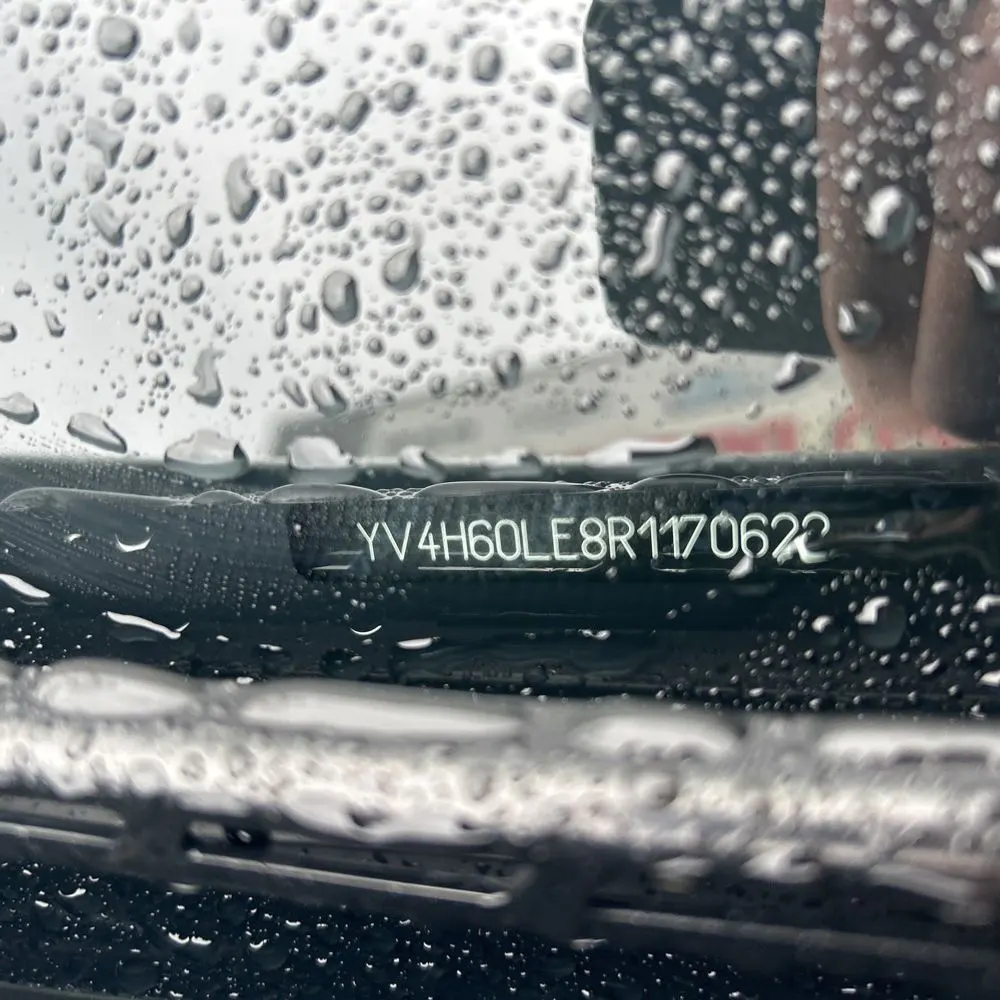 2024 Volvo XC90 T8 - Plus PHEV