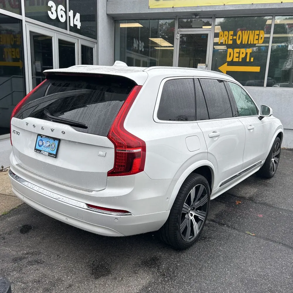 2024 Volvo XC90 T8 - Plus PHEV
