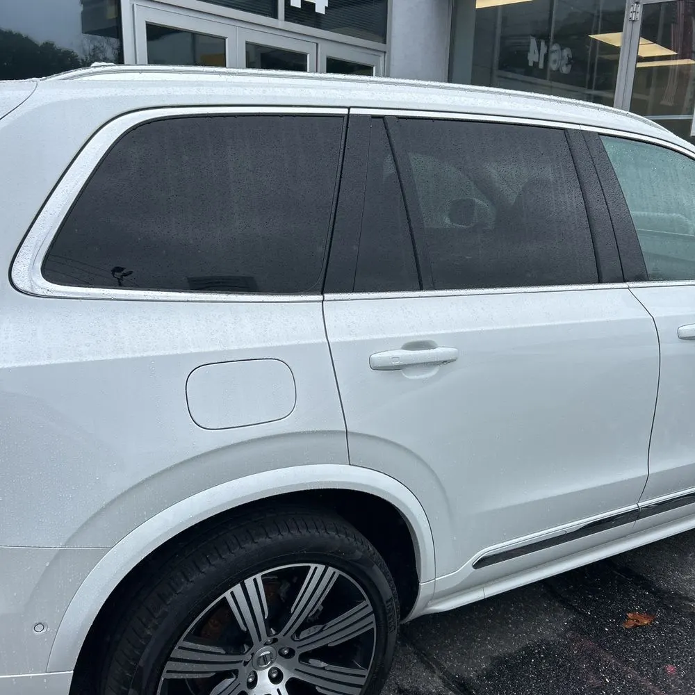 2024 Volvo XC90 T8 - Plus PHEV