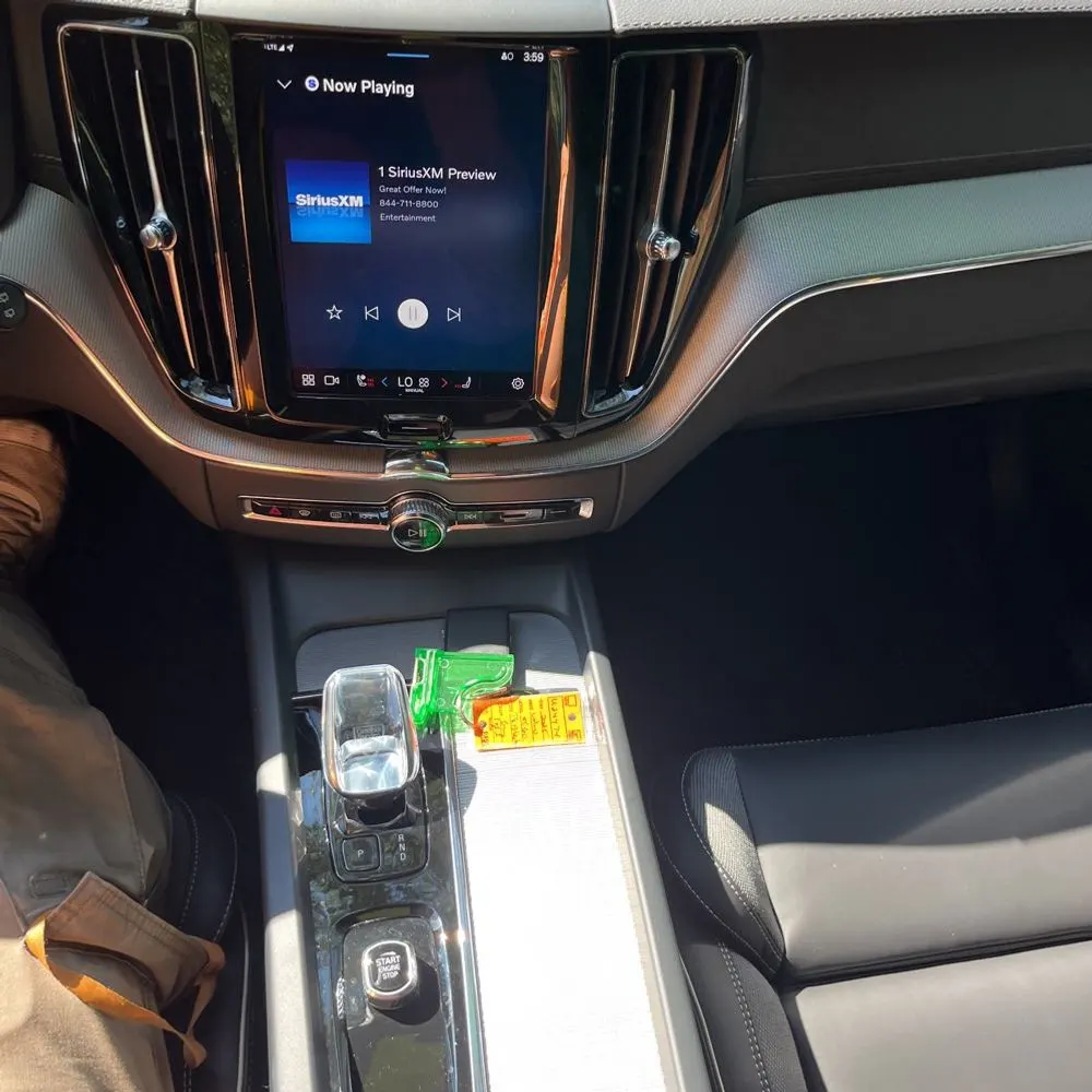 2025 Volvo XC60 T8 - Polestar PHEV