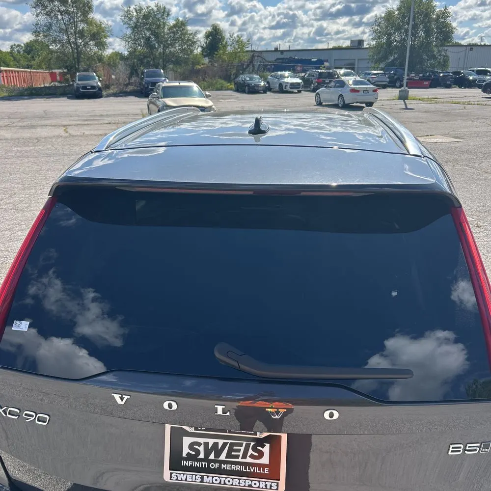 2024 Volvo XC90 B5 - Plus