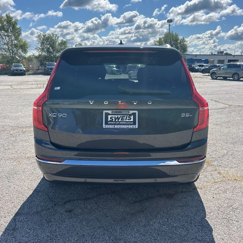 2024 Volvo XC90 B5 - Plus