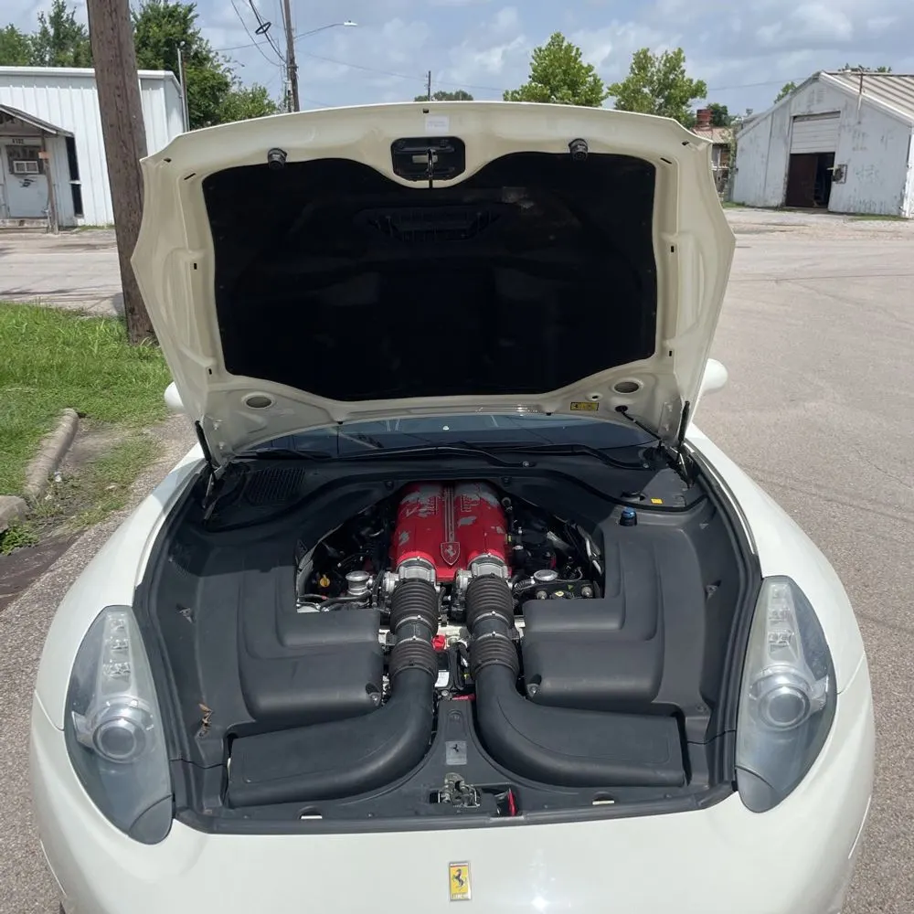 2013 Ferrari California Base