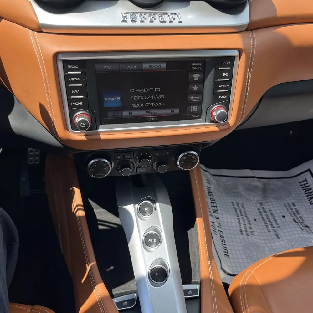2016 Ferrari California T Base