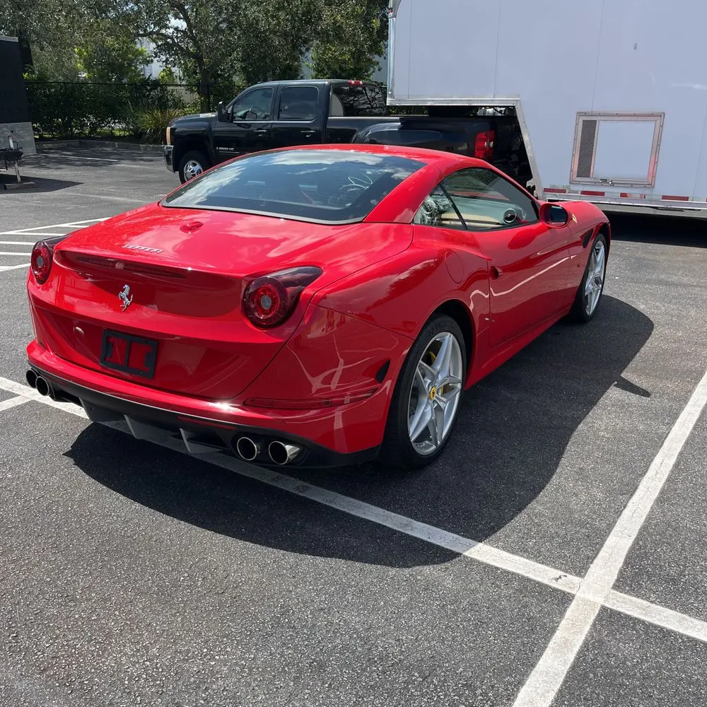 2016 Ferrari California T Base