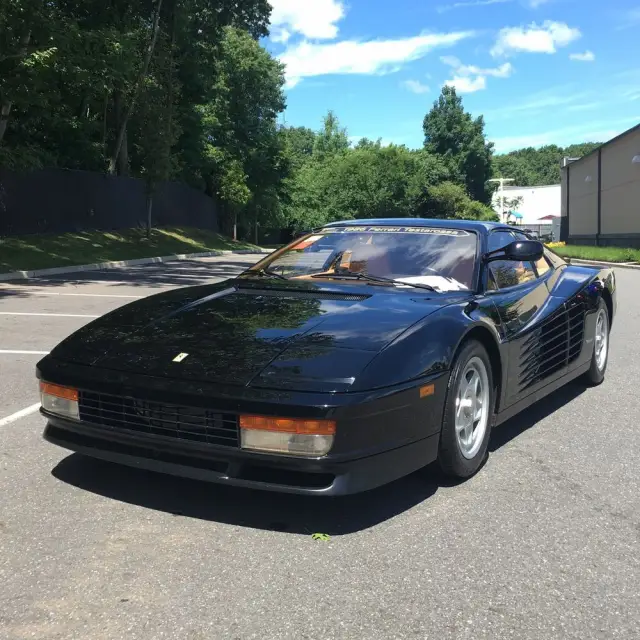 1986 Ferrari Testarossa Flying Mirror