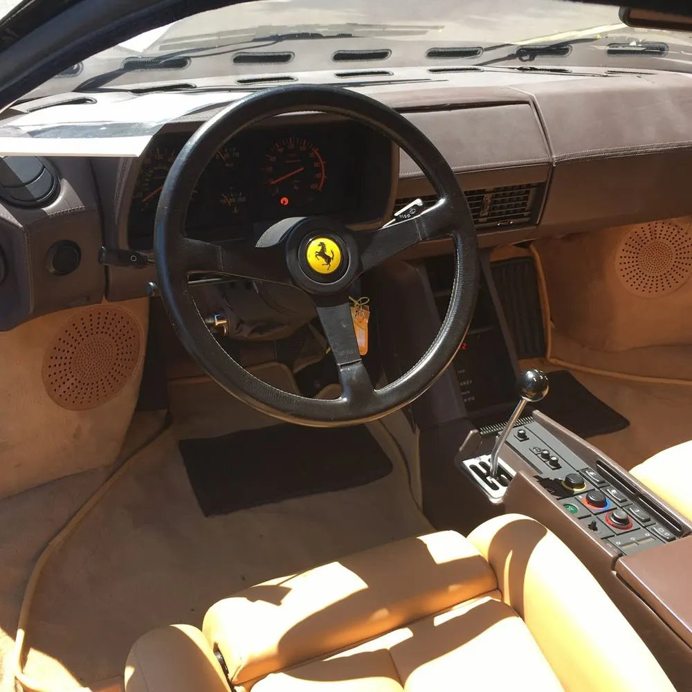1986 Ferrari Testarossa Flying Mirror
