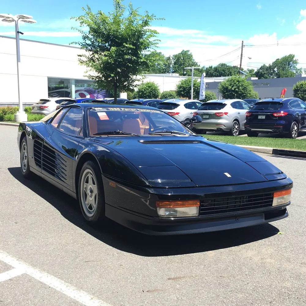1986 Ferrari Testarossa Flying Mirror