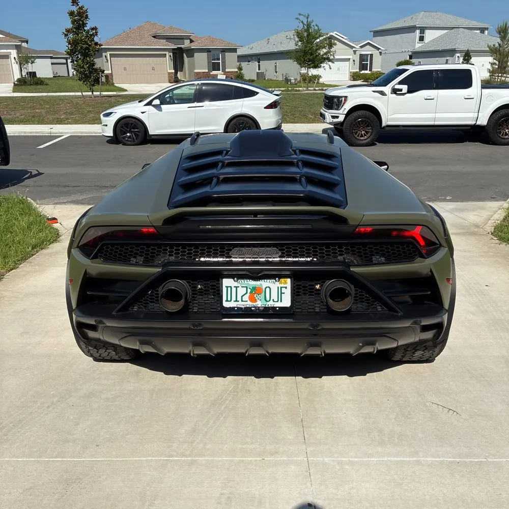 2024 Lamborghini Huracan Sterrato
