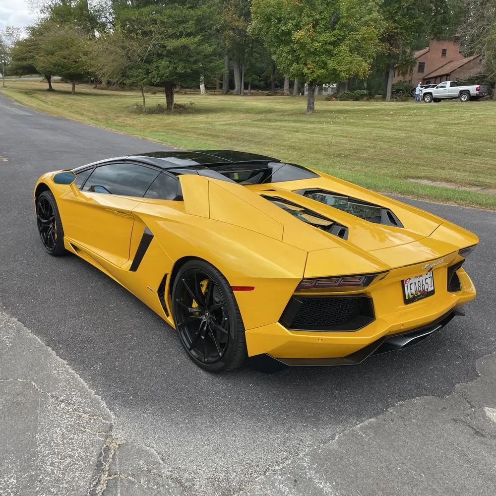2014 Lamborghini Aventador Base