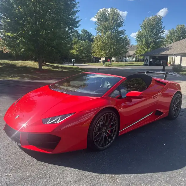 2017 Lamborghini Huracan LP 580-2 Spyder