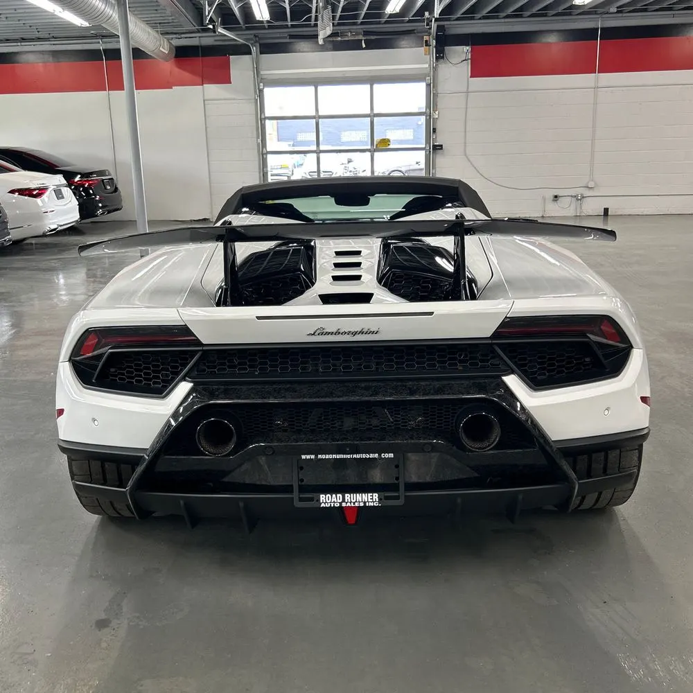 2019 Lamborghini Huracan Performante