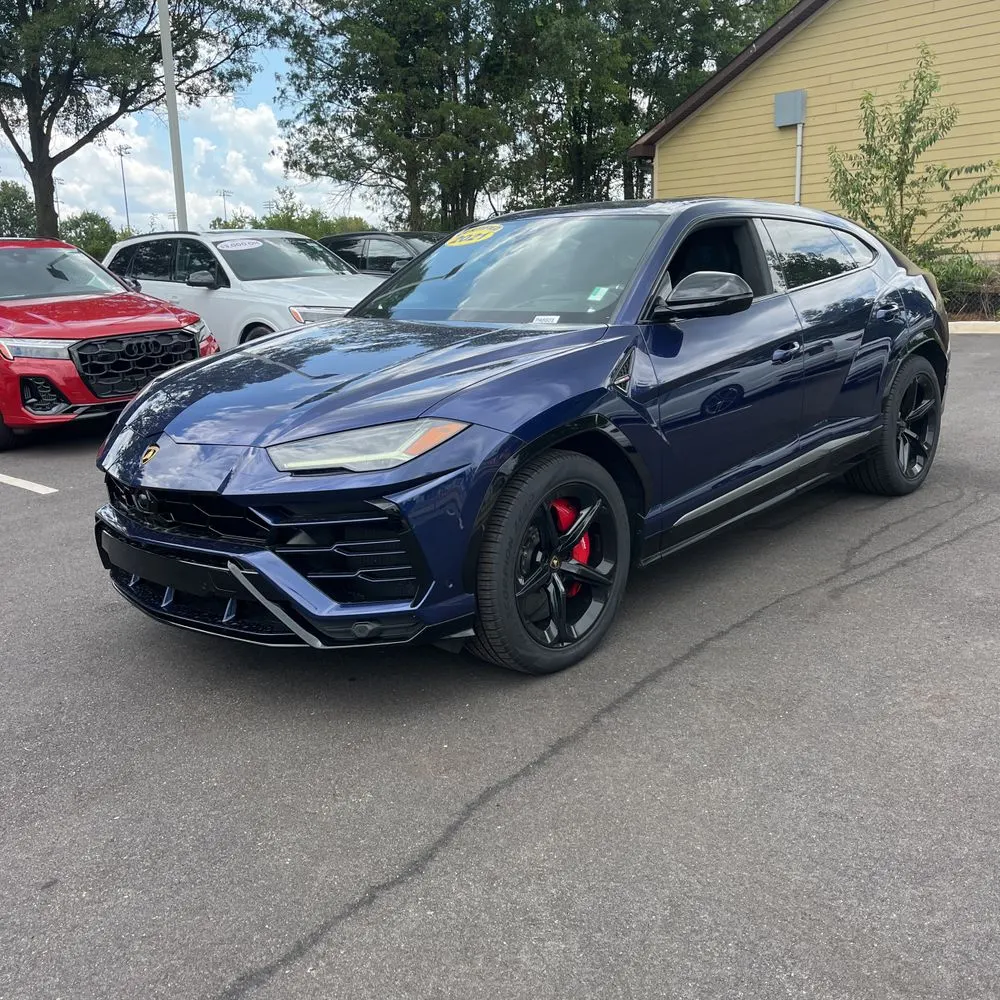 2021 Lamborghini Urus Base