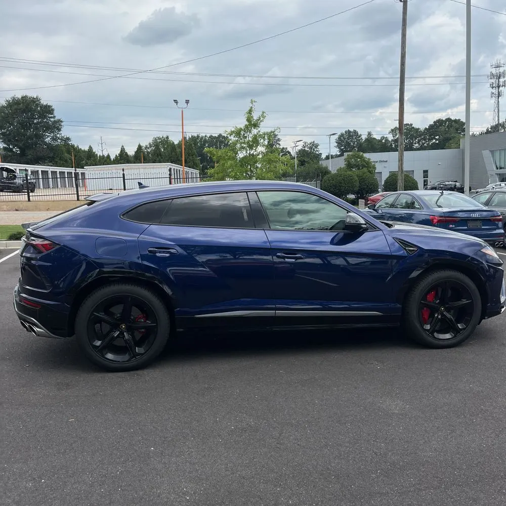 2021 Lamborghini Urus Base