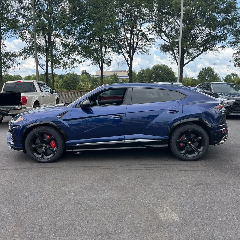 2021 Lamborghini Urus Base