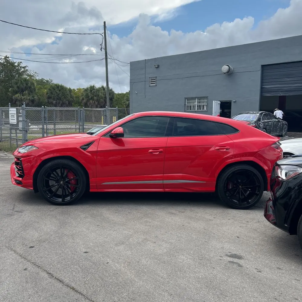 2021 Lamborghini Urus Base