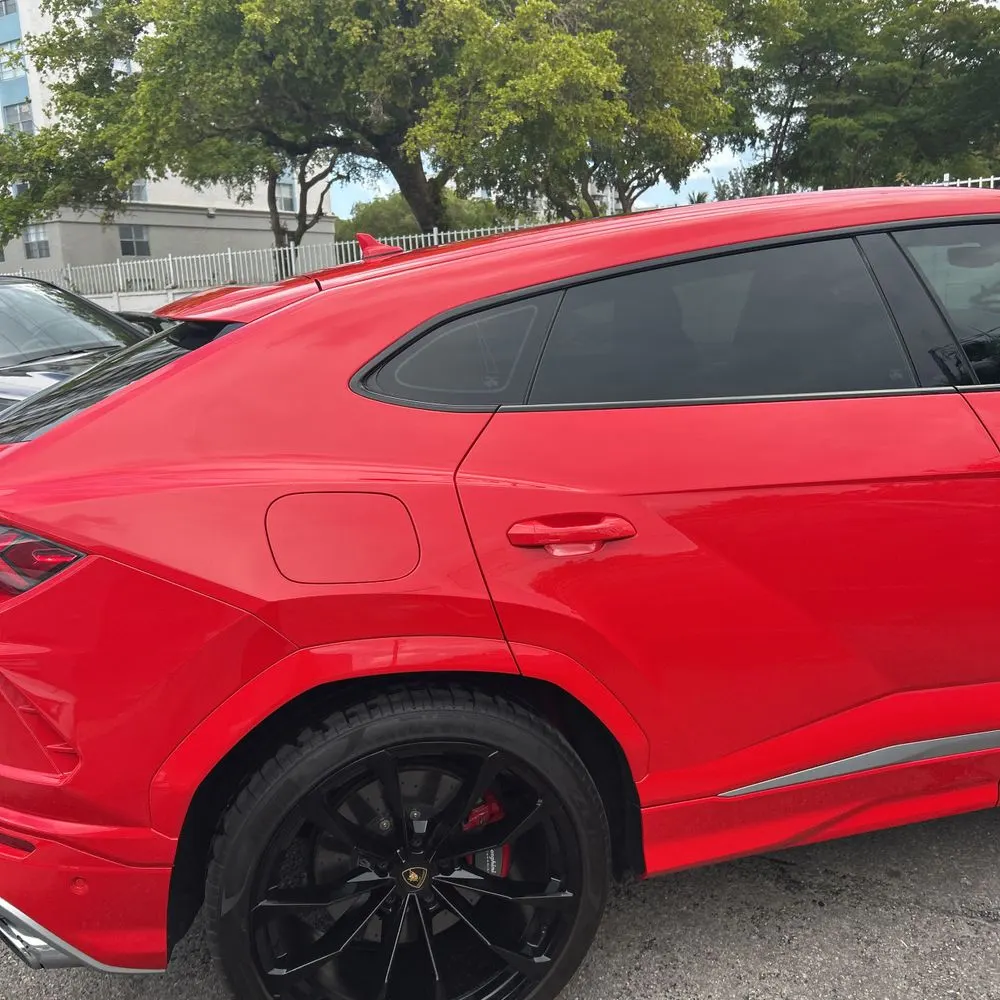2021 Lamborghini Urus Base