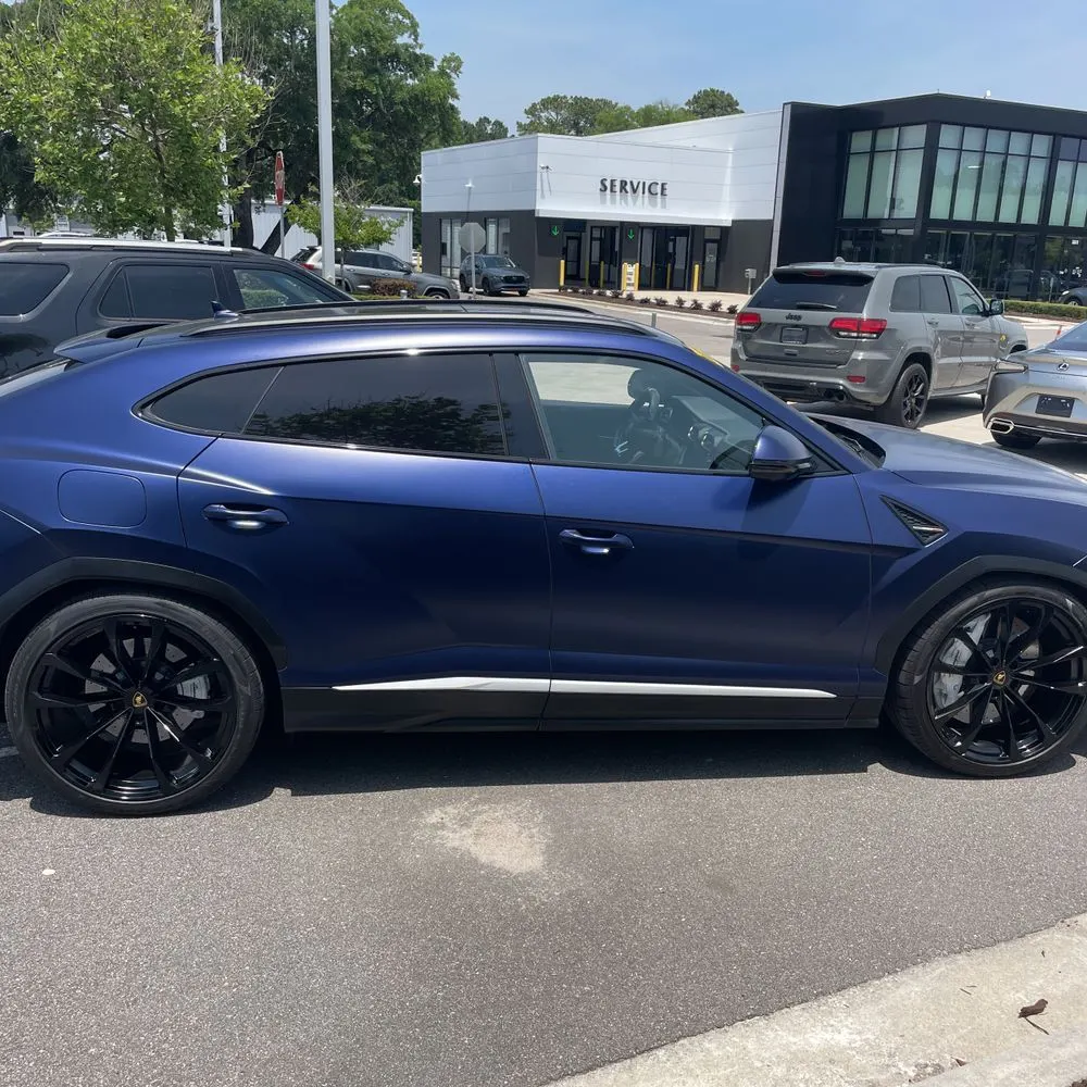 2022 Lamborghini Urus Base