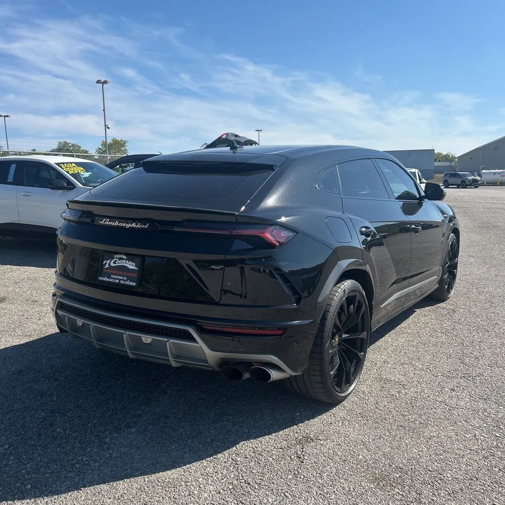 2020 Lamborghini Urus Base
