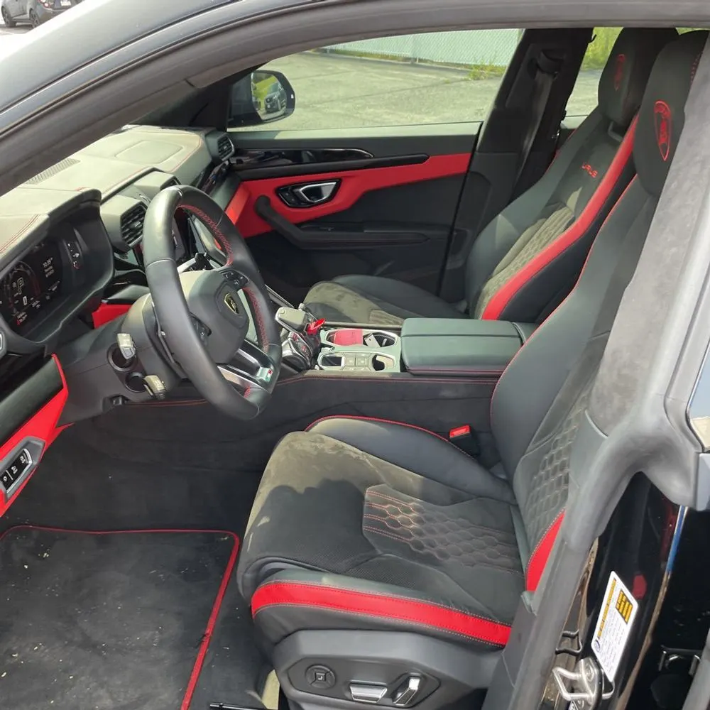 2023 Lamborghini Urus S