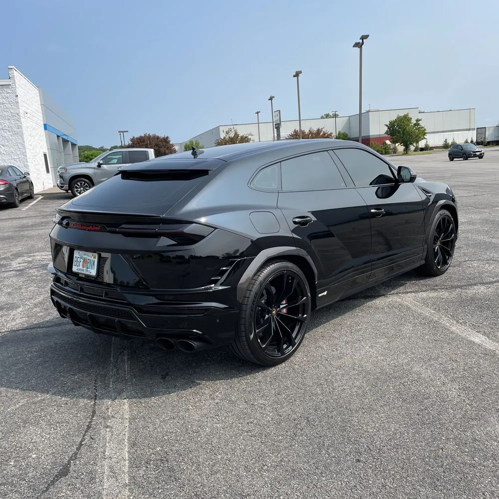 2023 Lamborghini Urus S