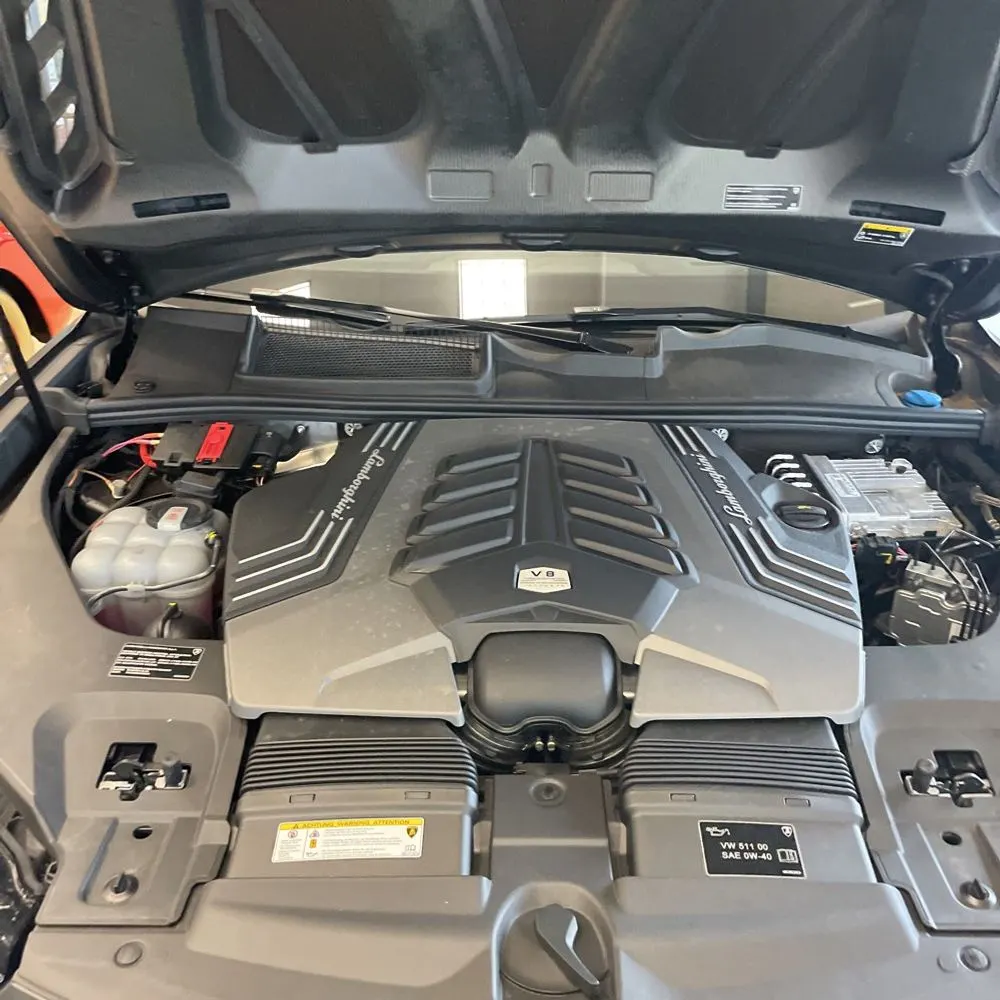 2024 Lamborghini Urus Performante