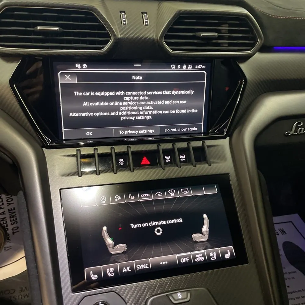 2023 Lamborghini Urus Base